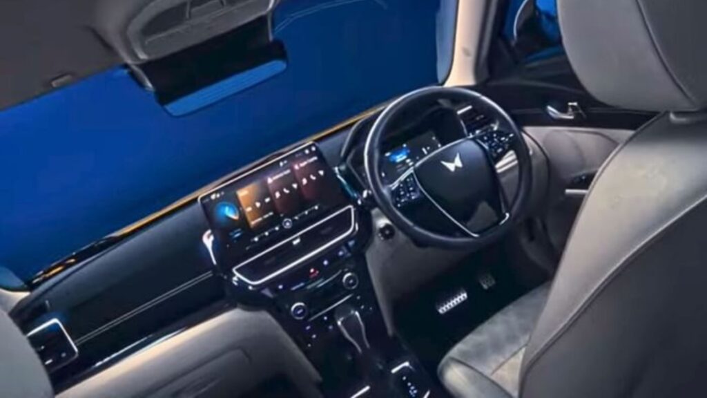 Mahindra XUV 3XO